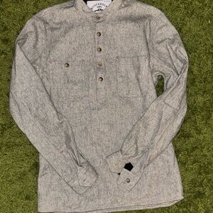 Knickerbocker 3/4 button shirt